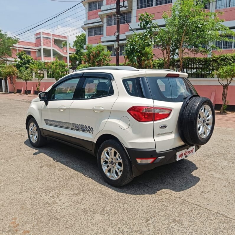 
								ECOSPORT TITANIUM 2015 MODEL DIESEL full									