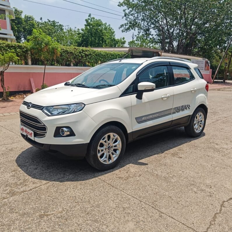 
								ECOSPORT TITANIUM 2015 MODEL DIESEL full									