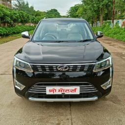 XUV300 W8 (O) SUNROOF 2020 MODEL DIESEL