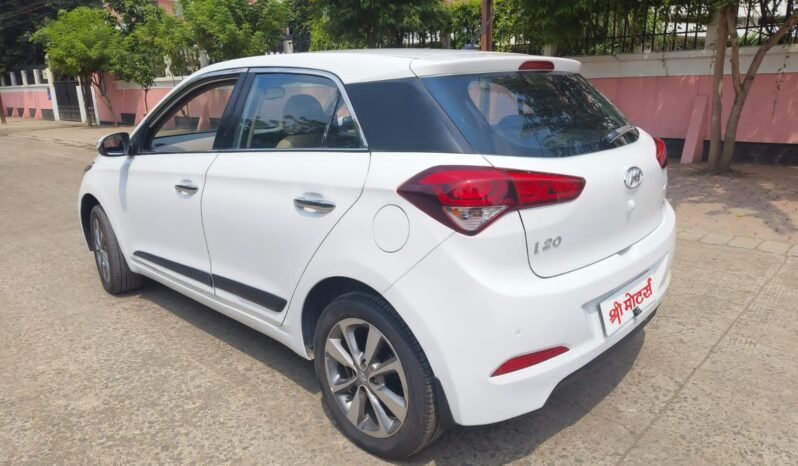 
								I20 ASTA 2015 MODEL PETROL full									