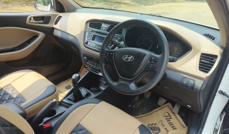 
								I20 ASTA 2015 MODEL PETROL full									