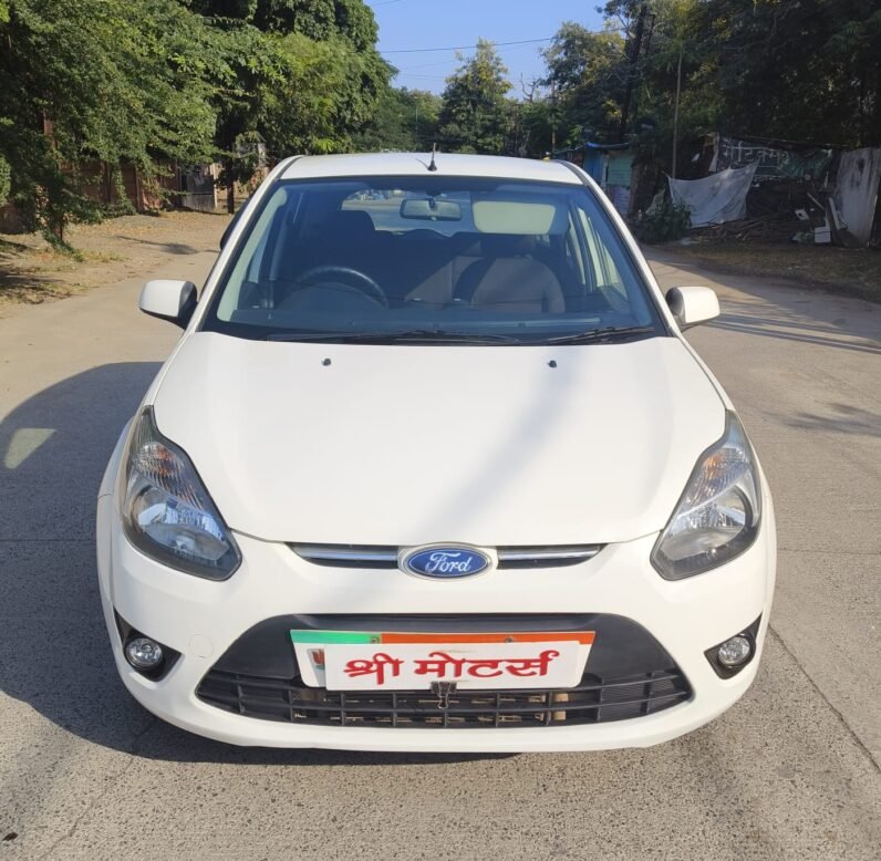 
								FORD FIGO TITANIUM 2011 MODEL DIESEL full									