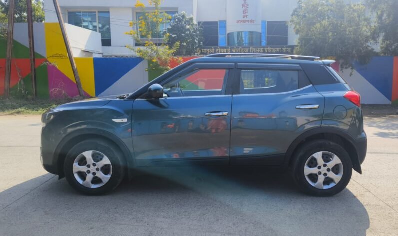 
								XUV300 W6 AUTOMATIC 2019-20 DIESEL full									