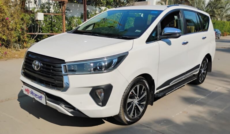 
								INNOVA CRYSTA 2.4 ZX 2022 MODEL DIESEL full									