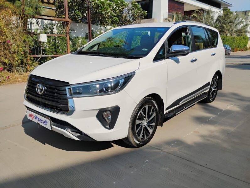 
								INNOVA CRYSTA 2.4 ZX 2022 MODEL DIESEL full									