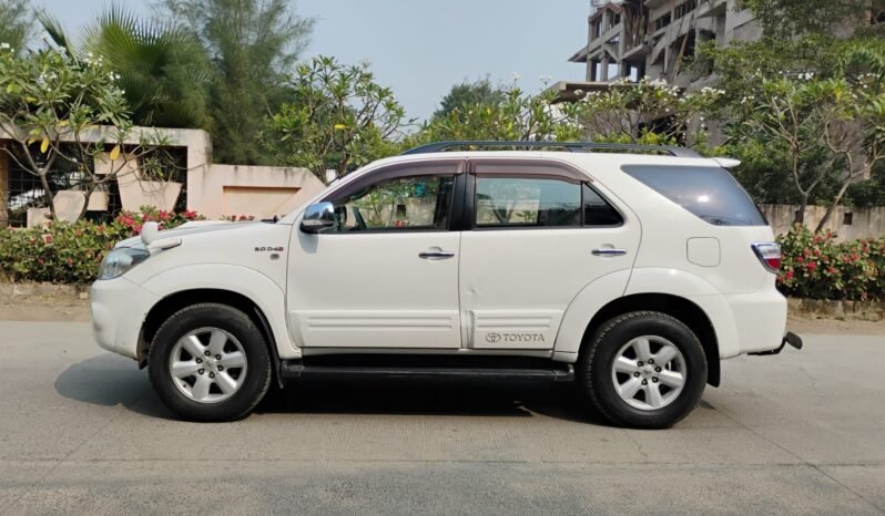 
								FORTUNER  4*4 2011 MODEL DIESEL full									