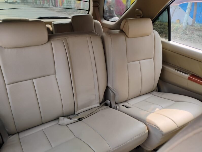 
								FORTUNER  4*4 2011 MODEL DIESEL full									