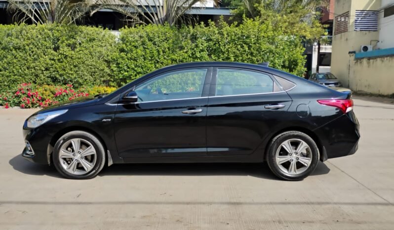 
								VERNA SX(O) AT 1.6 SUNROOF 2019 MODEL DIESEL full									