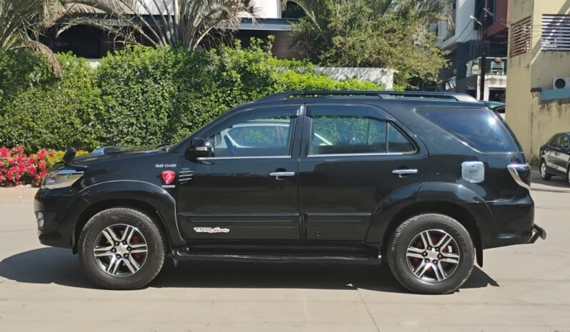
								FORTUNER 4WD 2011 MODEL  DIESEL full									