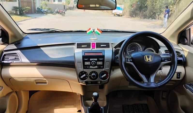 
								HONDA CITY VMT 2012 MODEL PETROL full									