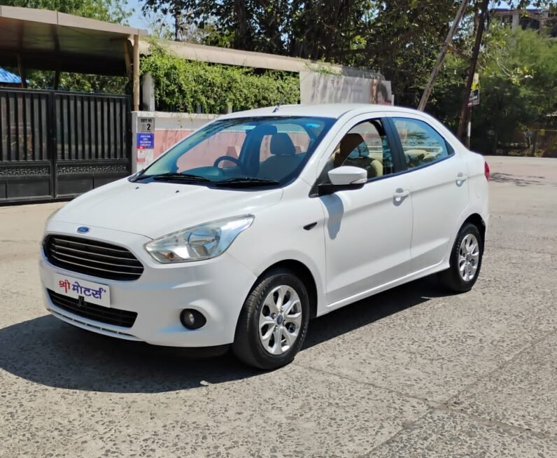 
								ASPIRE 1.5 TITANIUM 2018 MODEL DIESEL full									