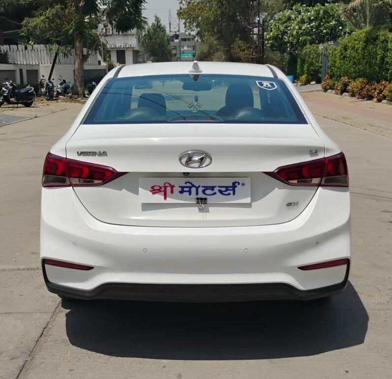 
								VERNA 1.6 SX 2019 MODEL PETROL full									