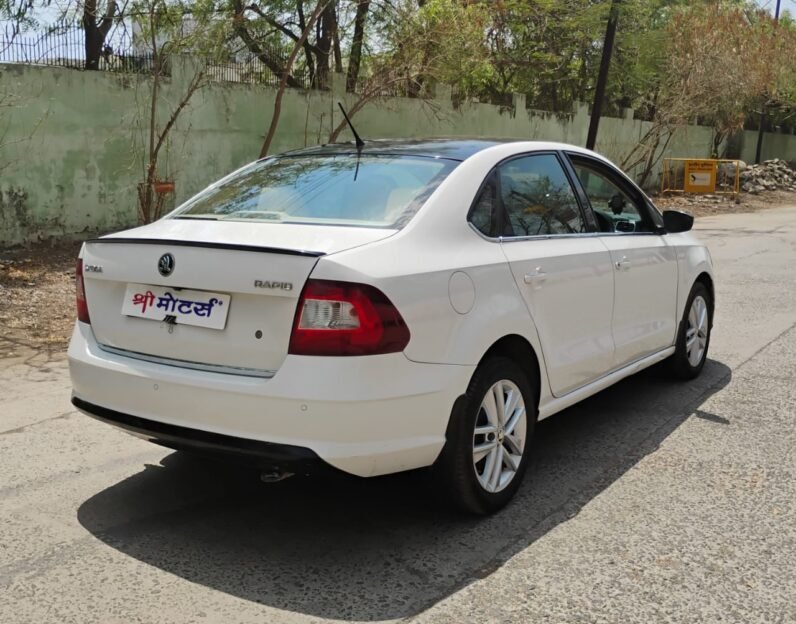 
								RAPID 1.5 TDI STYLE 2017 MODEL DIESEL full									