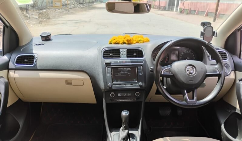 
								RAPID 1.5 TDI STYLE 2017 MODEL DIESEL full									