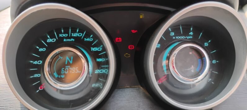 
								XUV500 W6 2016 MODEL DIESEL full									