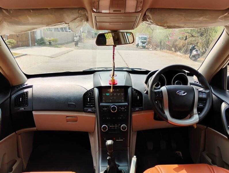 
								XUV500 W6 2016 MODEL DIESEL full									