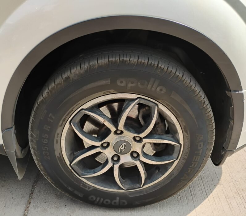 
								XUV500 W6 2016 MODEL DIESEL full									