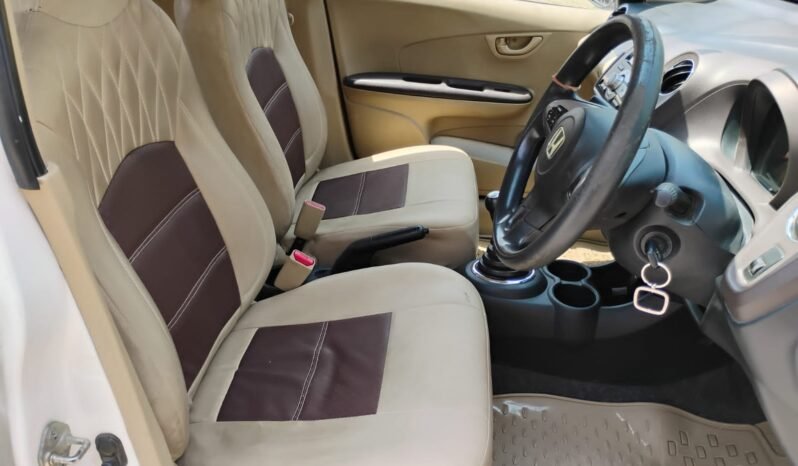 
								BRIO SMT 2012 MODEL PETROL full									