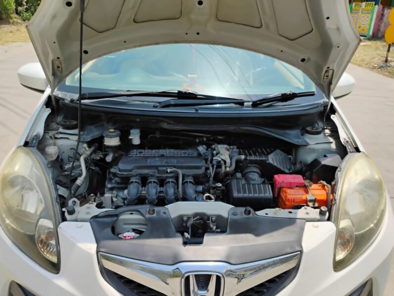 
								BRIO SMT 2012 MODEL PETROL full									