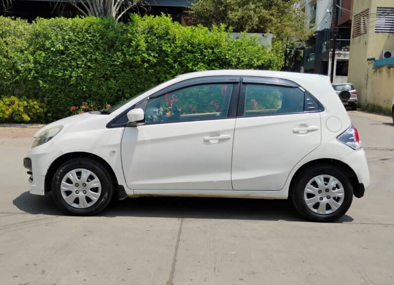 
								BRIO SMT 2012 MODEL PETROL full									