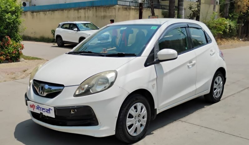 
								BRIO SMT 2012 MODEL PETROL full									