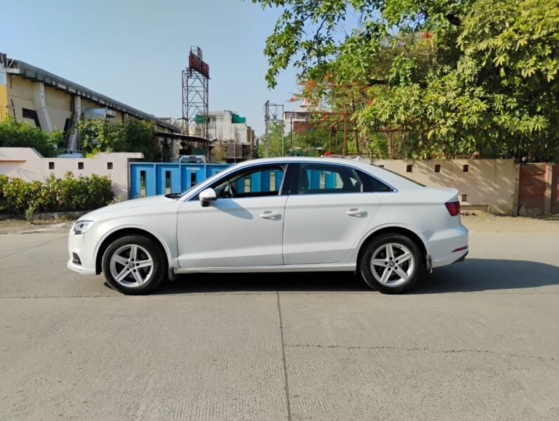 
								AUDI A3 TDI AUTOMATIC 2018 MODEL DIESEL full									