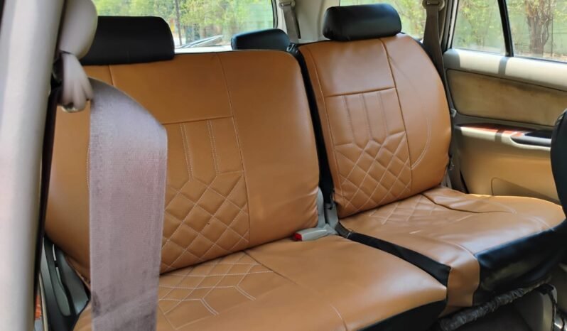 
								INNOVA 2.5 G 2012 MODEL DIESEL full									