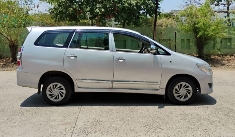 
								INNOVA 2.5 G 2012 MODEL DIESEL full									