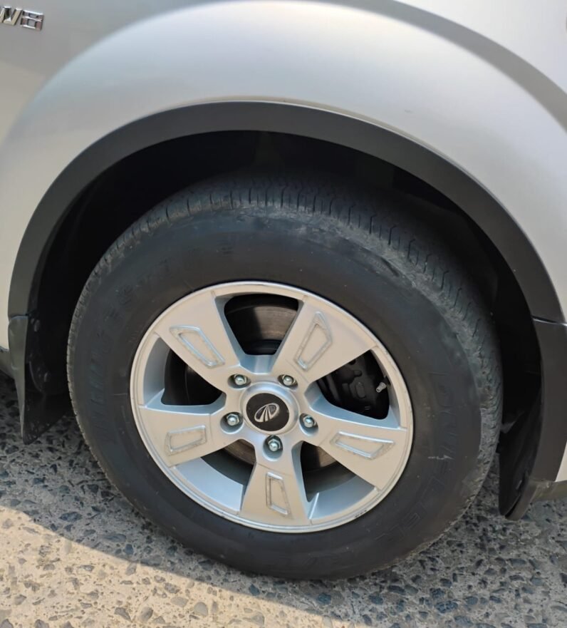 
								XUV500 W8 2012 MODEL DIESEL full									