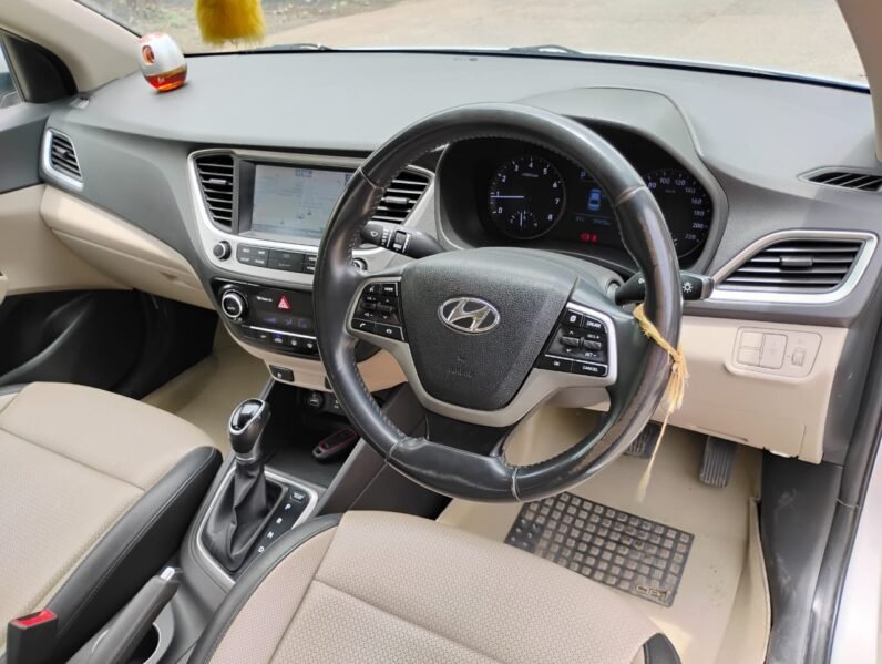 
								VERNA SX (O) AT 2018 MODEL PETROL full									