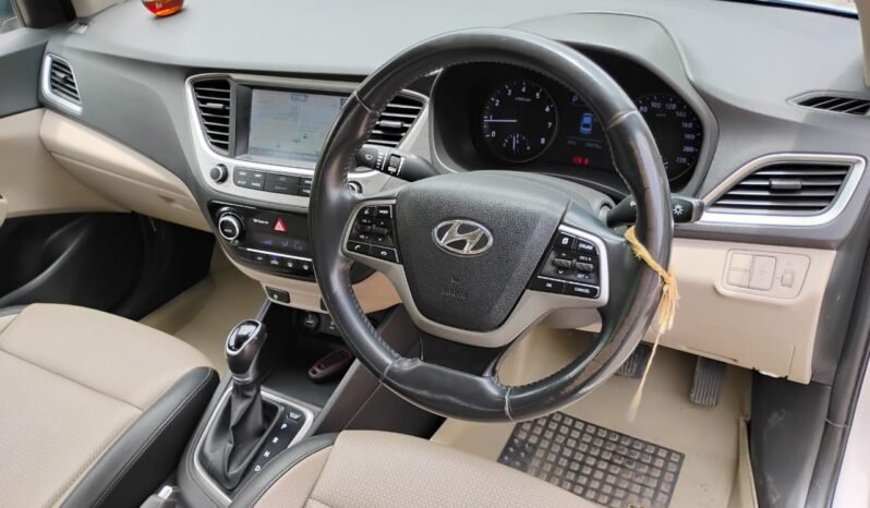 
								VERNA SX (O) AT 2018 MODEL PETROL full									