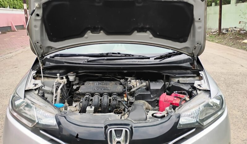 
								JAZZ SMT 2017 MODEL PETROL full									