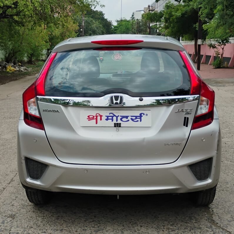
								JAZZ SMT 2017 MODEL PETROL full									