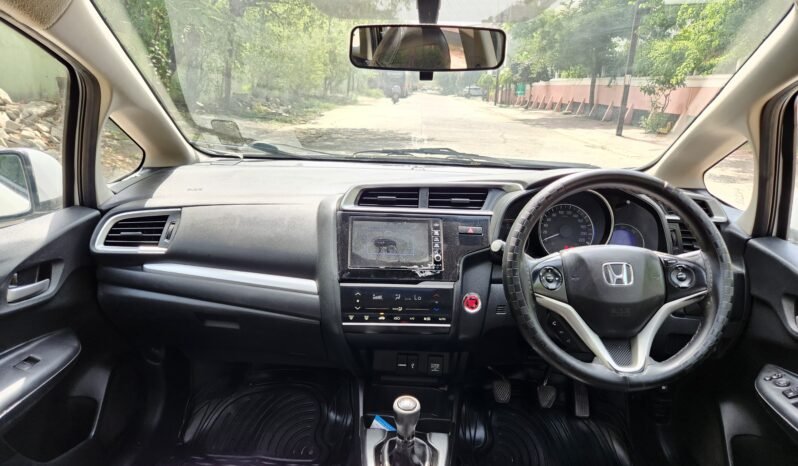 
								WRV VX MT 1.5 2019 MODEL DIESEL full									