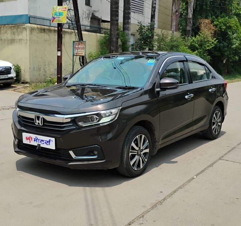 
								AMAZE 1.2 VX 2022 MODEL PETROL full									