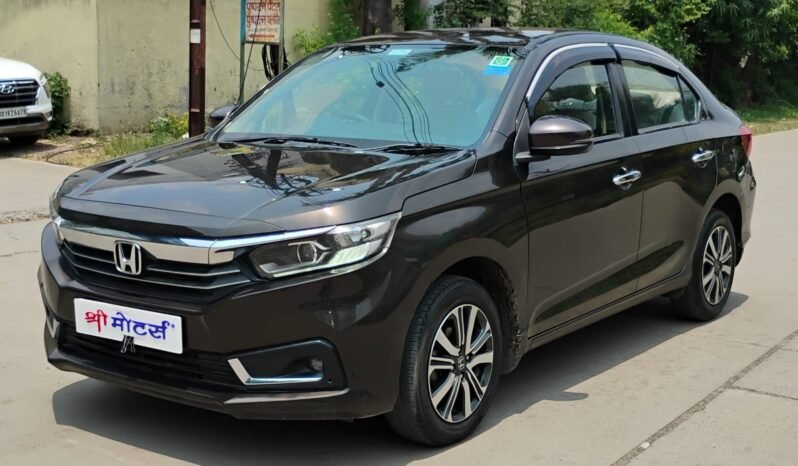 
								AMAZE 1.2 VX 2022 MODEL PETROL full									