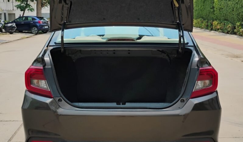 
								AMAZE 1.2 VX 2022 MODEL PETROL full									