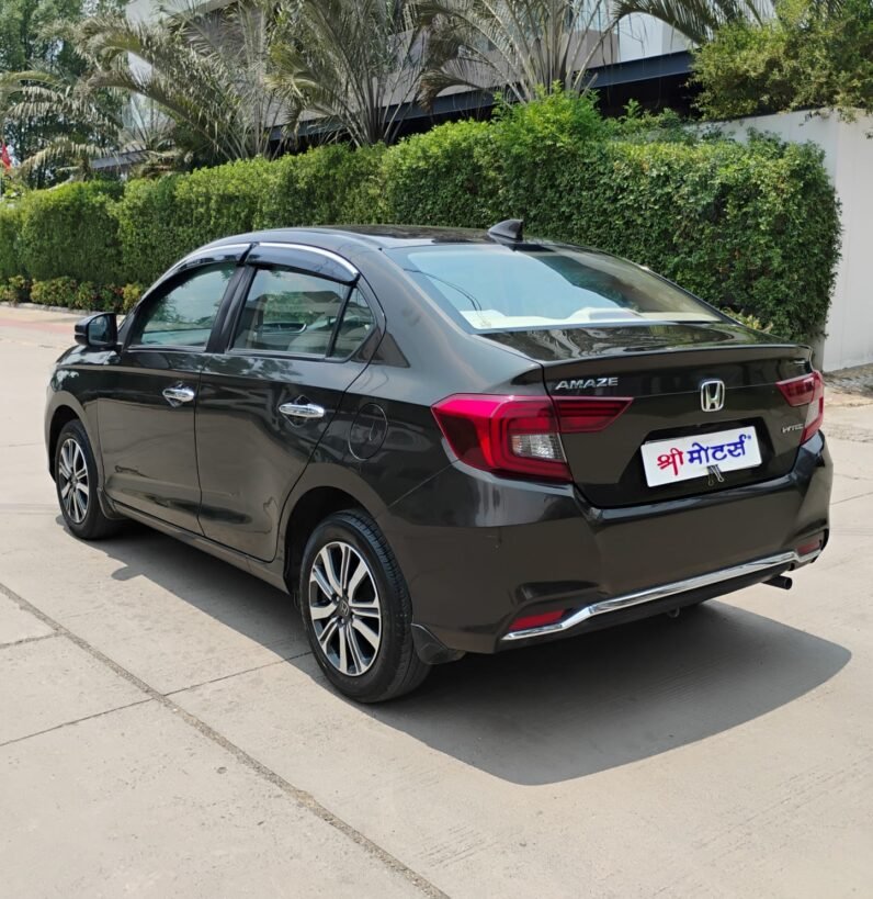 
								AMAZE 1.2 VX 2022 MODEL PETROL full									