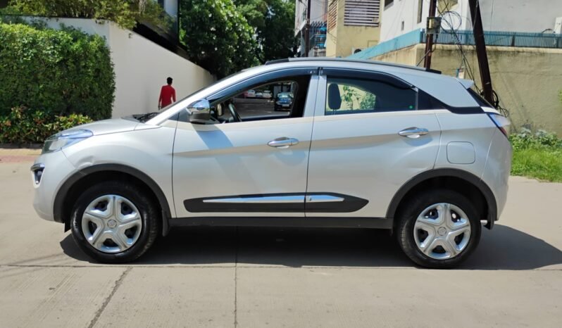 
								NEXON XM 2018-19 MODEL PETROL full									
