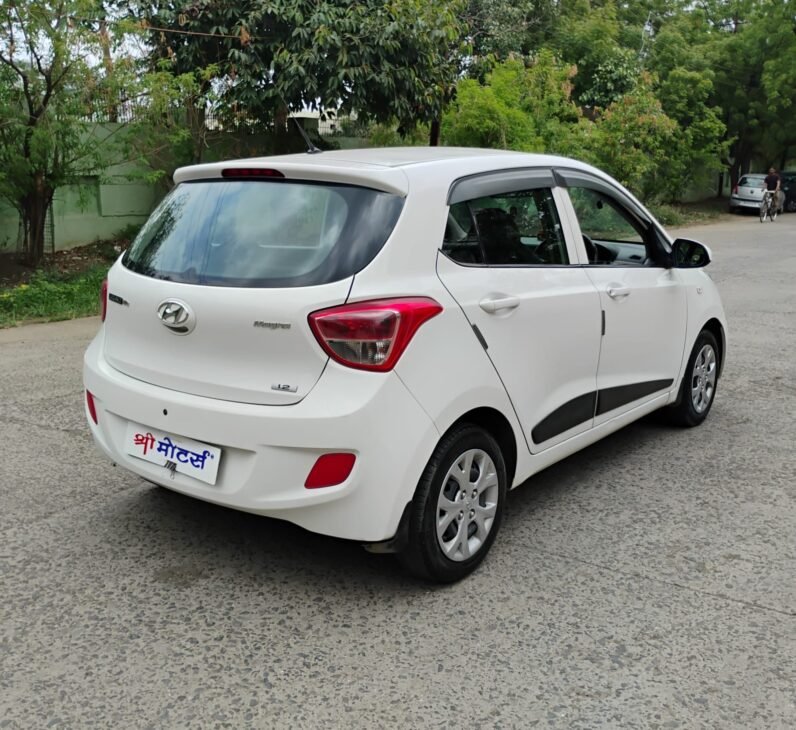 
								GRAND I10 MAGNA 2016 MODEL PETROL full									