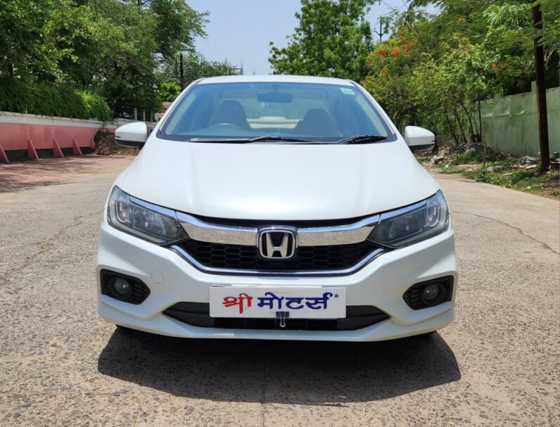 
								HONDA CITY V CVT AT 2017 MODEL PETROL full									