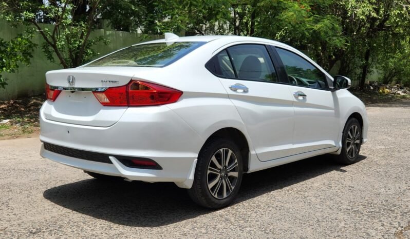 
								HONDA CITY V CVT AT 2017 MODEL PETROL full									