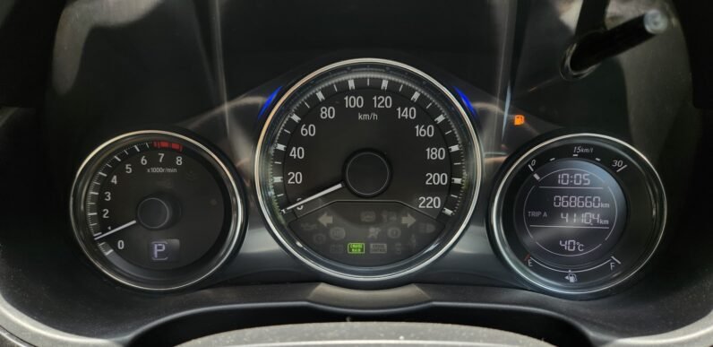 
								HONDA CITY V CVT AT 2017 MODEL PETROL full									