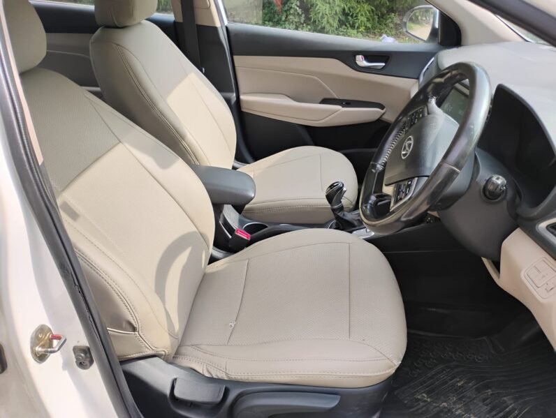 
								VERNA SX (O) AUTOMATIC 2019 DIESEL full									