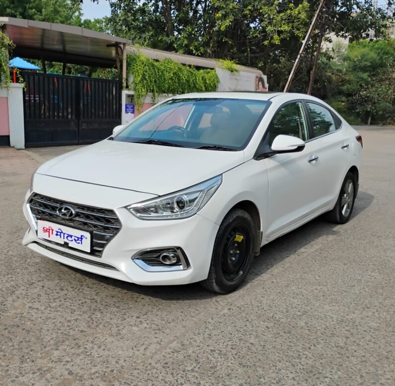 
								VERNA SX (O) AUTOMATIC 2019 DIESEL full									