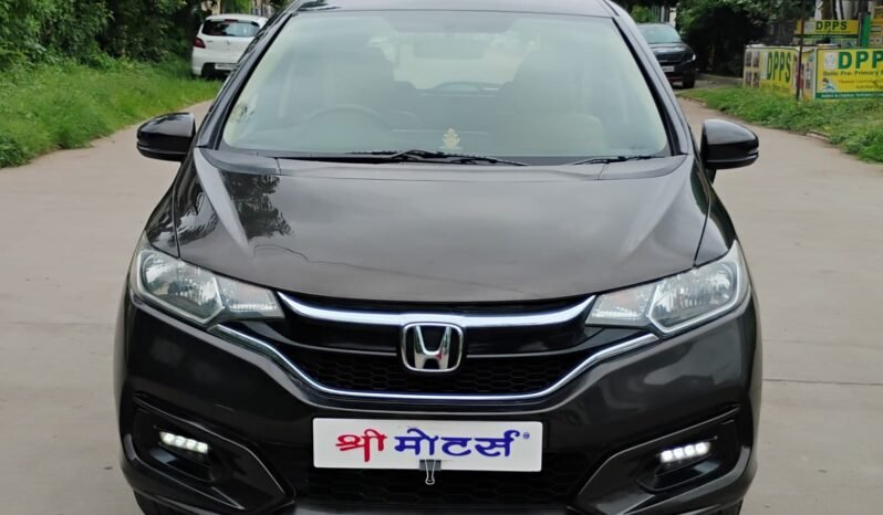 
								JAZZ VX 2020-21 MODEL PETROL full									