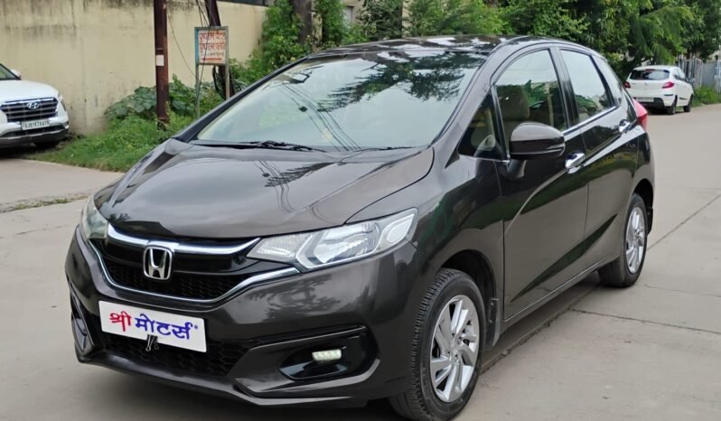 
								JAZZ VX 2020-21 MODEL PETROL full									
