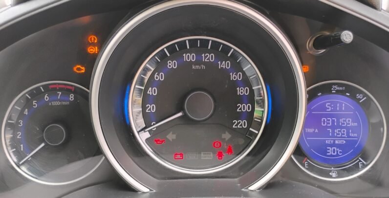 
								JAZZ VX 2020-21 MODEL PETROL full									