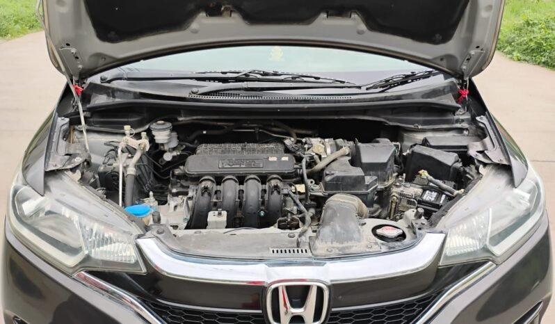 
								JAZZ VX 2020-21 MODEL PETROL full									