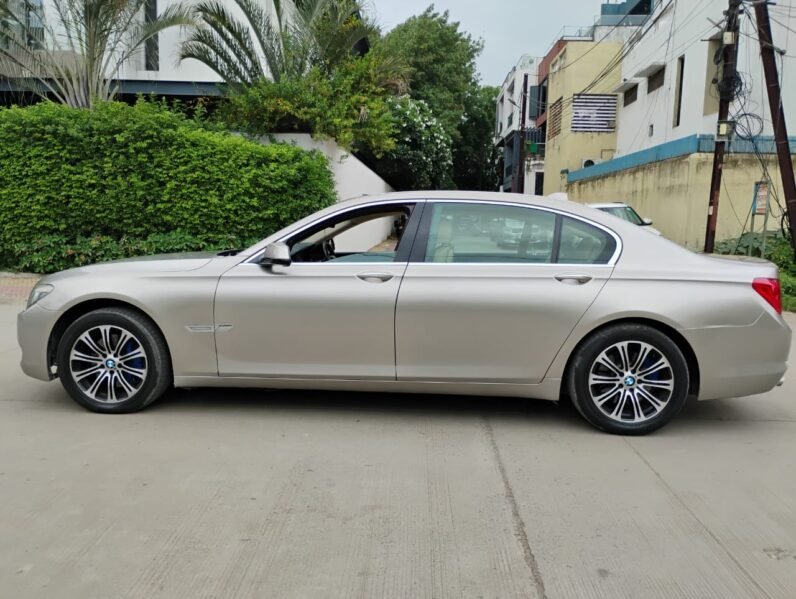 
								BMW 730 LD AUTOMATIC 2013 MODEL DIESEL full									